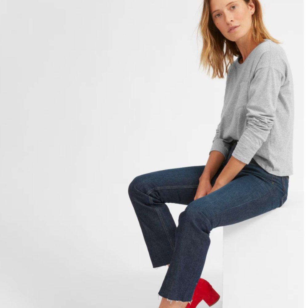 EVERLANE The Long-Sleeve Box-Cut Pocket Tee